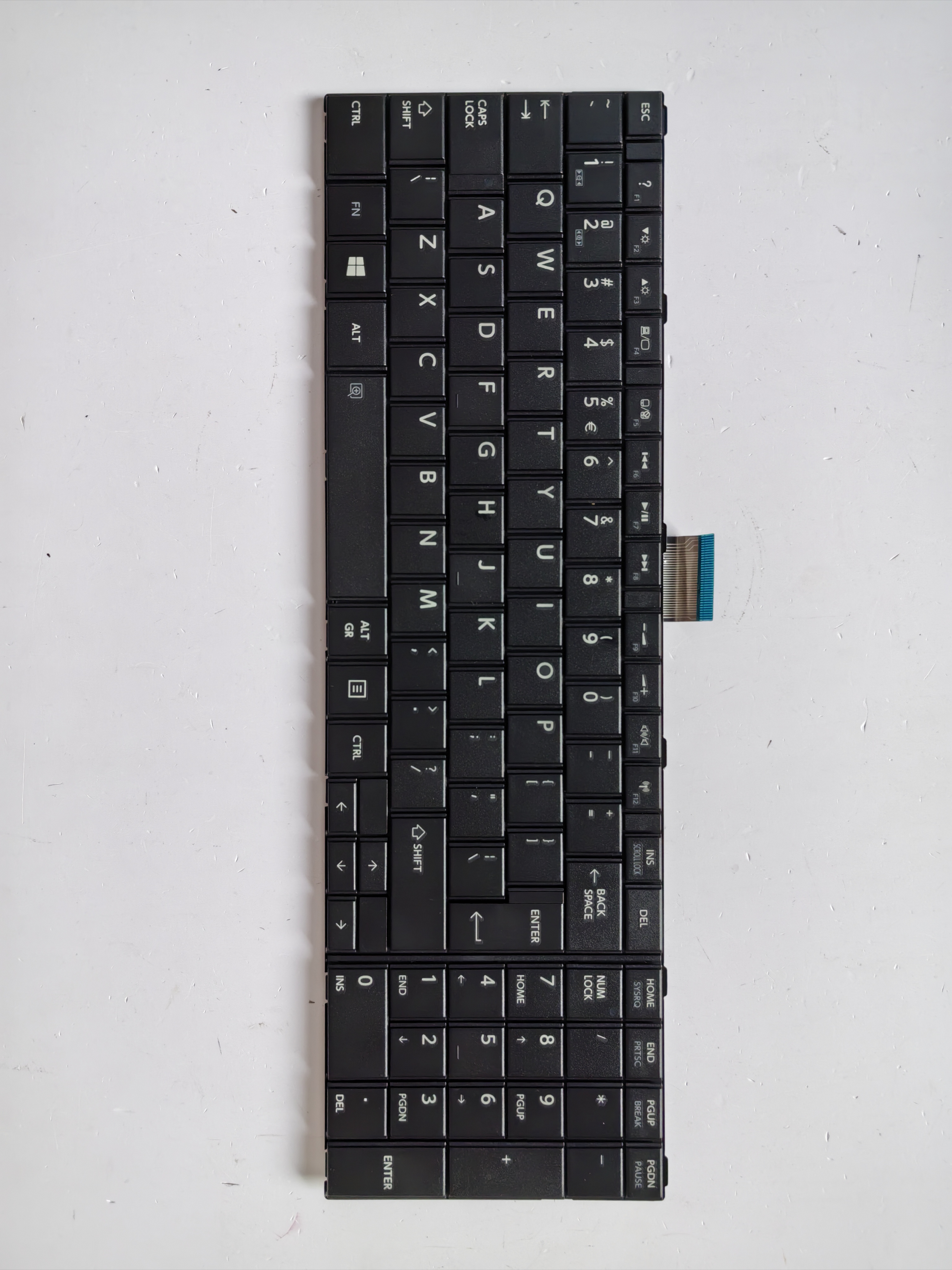 Picture of New Replacement Laptop Keyboard For TOSHIBA S50/L50-A BLACK UI Layout
